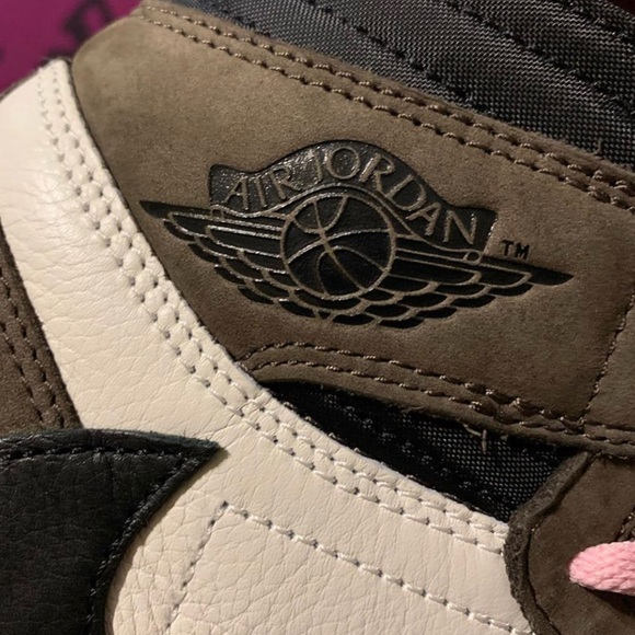 TRAVIS SCOTT 1s - Picture 3 of 8